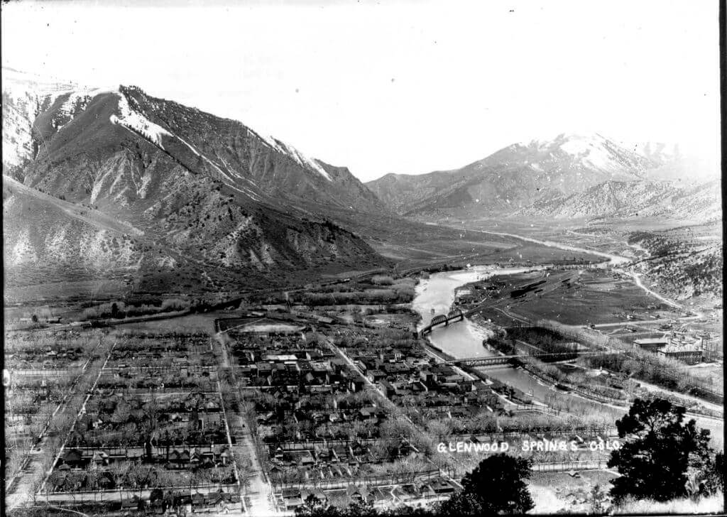 Historical photo of Glenwood Springs